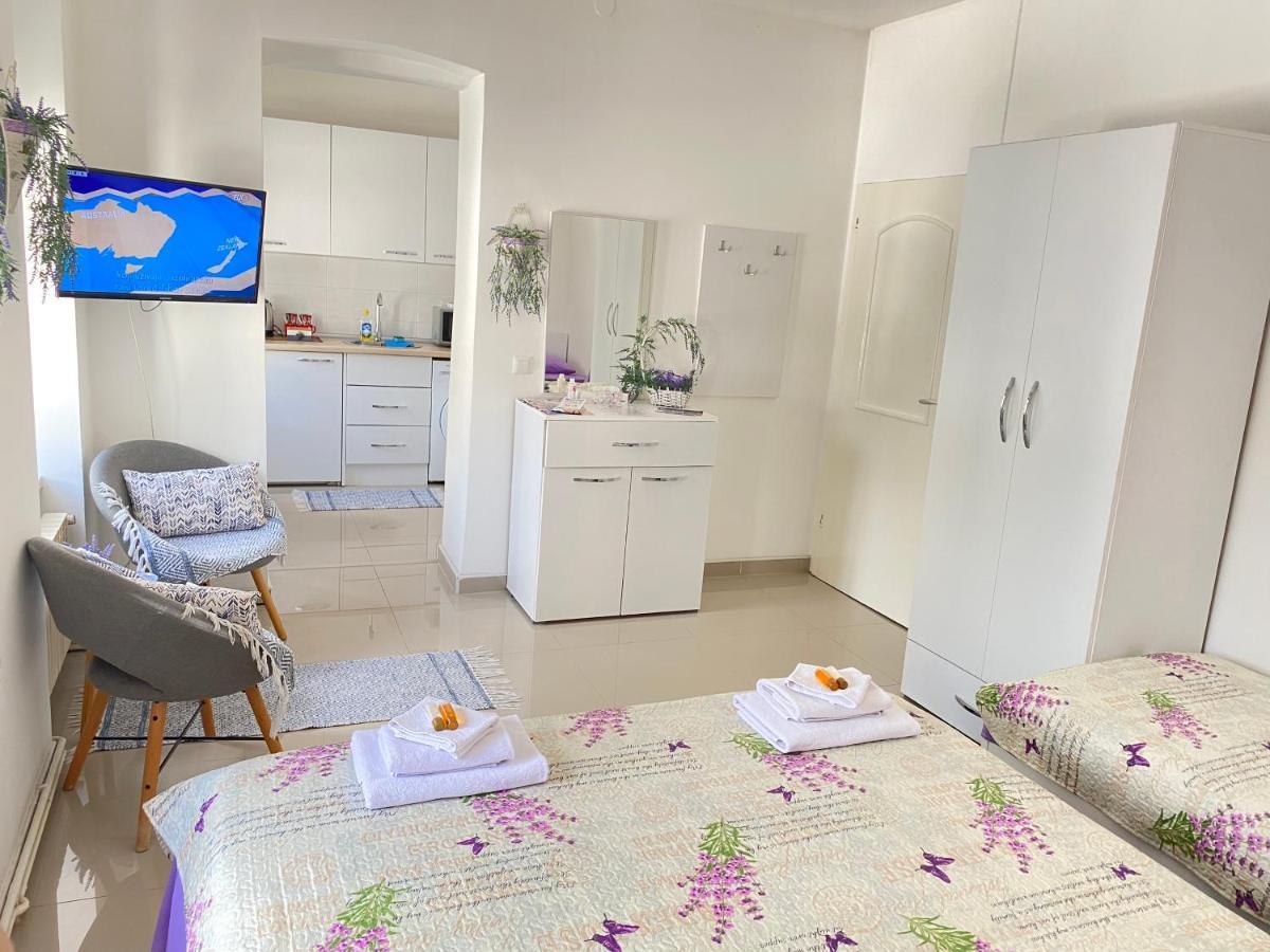 Ferienwohnung Korzo Tuzla Exterior foto